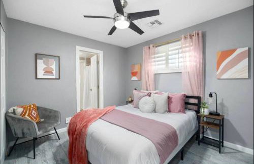 5BR with Pool & Backyard ParadiseSleeps 10 Guests - Foto 7