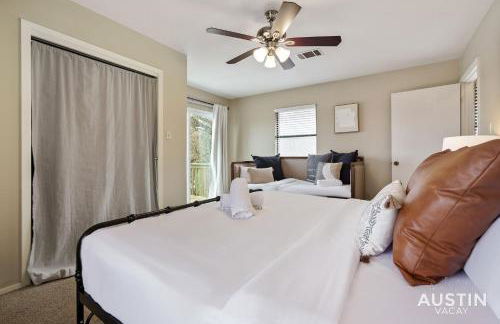 Walk to Zilker Patio w a View Elevated Balcony - Photo 22