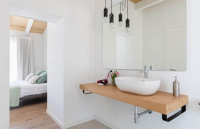 Villa With Private Terrace - Photo 22