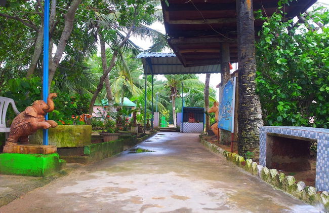 Daaven's Island Resort - Photo 29