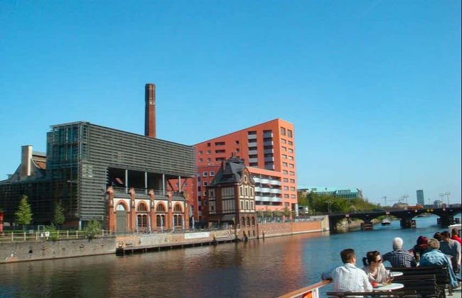 Berlin Sightseeing Boat - Photo 7