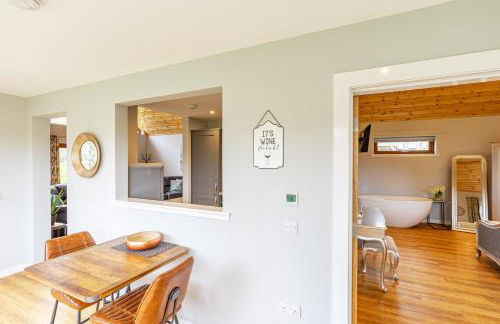 Thistle Lodge 18 with Hot Tub - Foto 18