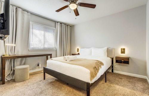 Carson Camp Gym Workstations & Fenced Yard - Foto 32