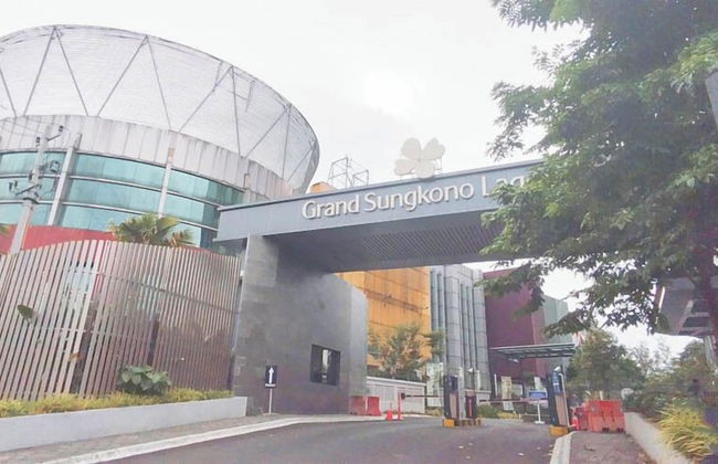 Homey And Simply 3Br At Grand Sungkono Lagoon Apartment - Foto 24