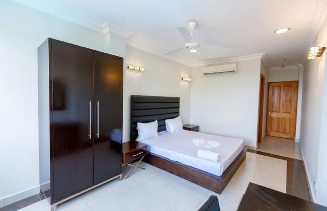 Colosseum Square Luxury Apartments - Photo 14