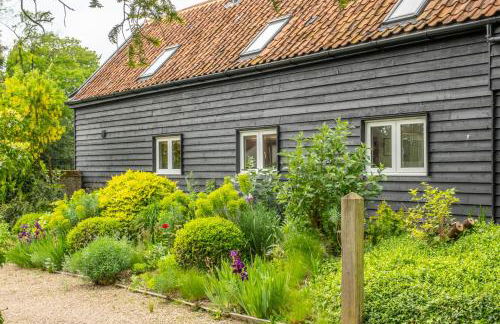 Dedham Vale Cottage with Swimming Pool mid May to mid Sep - Yew Tree Barn - Foto 35