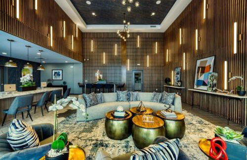 Stunning Westgate CozySuites by stadium with pool 8 - Foto 19