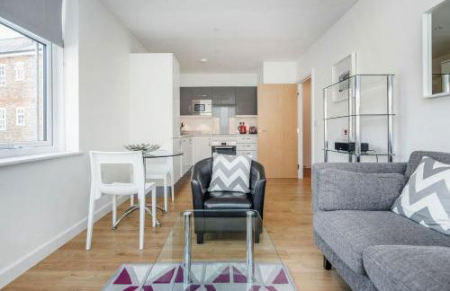 Roomspace Serviced Apartments - Swan House - Photo 2