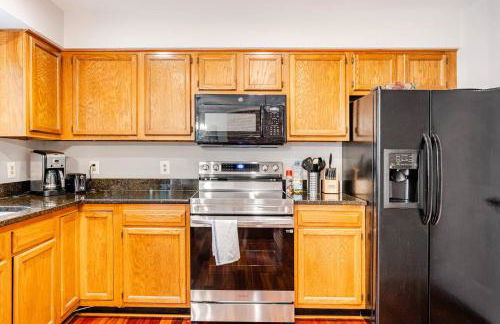 Cozy 3 bedroom and 2 bath Townhouse - Foto 23