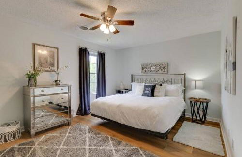 Beautiful 3 Bedroom- free parking 2M to Broadway - Foto 18