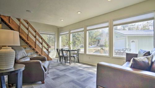 Cabin with Hot Tub and Views 1 Mile to Alyeska Resort - Foto 4