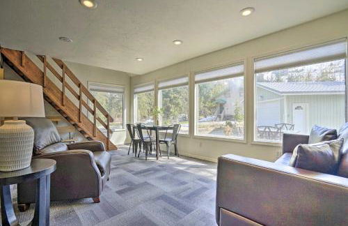 Cabin with Hot Tub and Views 1 Mile to Alyeska Resort - Foto 4