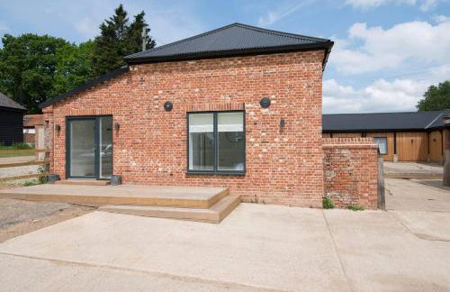 Simple Coastal Luxury near Southwold sleeps 10 - Foto 17