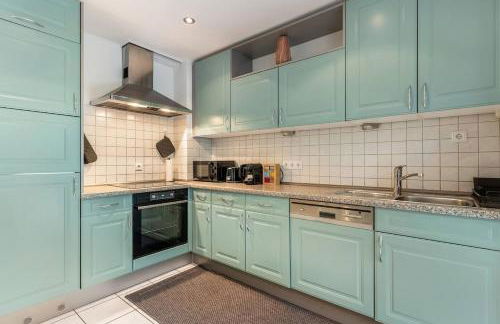 Spacious apartment with garden - Foto 40