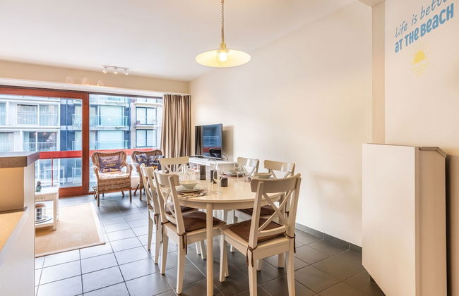 Apartment in St. Idesbald With Sea Views - Photo 21