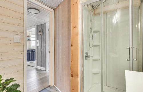 Bring Your Pup! Waterfront Cedar Pines Getaway - Foto 19