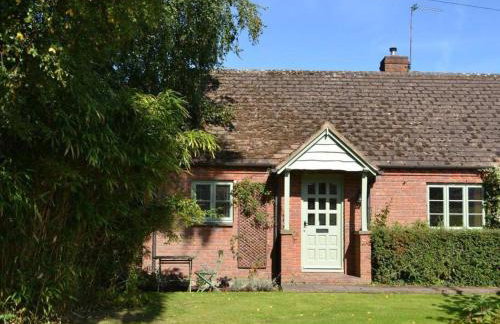 Divine, detached countryside cottage near Ludlow. - Photo 15