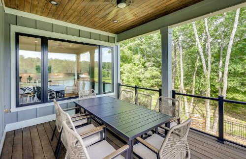 Dock and Views Spacious Lake Sinclair Retreat - Foto 13