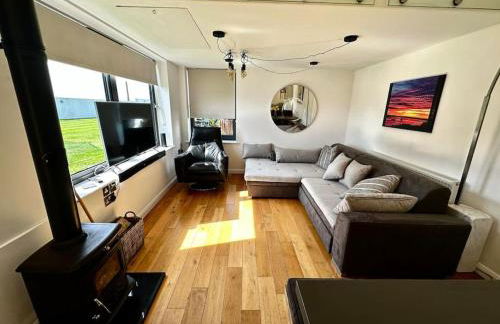 THE BOATHOUSE. The gateway to the Jurassic Coast - Photo 41