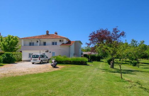 Amazing Home In Frkeci With Wifi - Foto 10