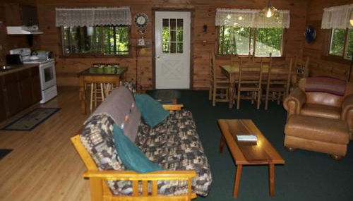 Secluded Rustic Cabin Rental in the Woods of Squaw Lake in Northern Wisconsin - Foto 2