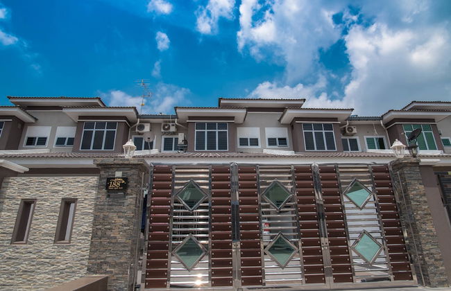 Holidayhome 188 Taman Sejati Suria - Foto 26