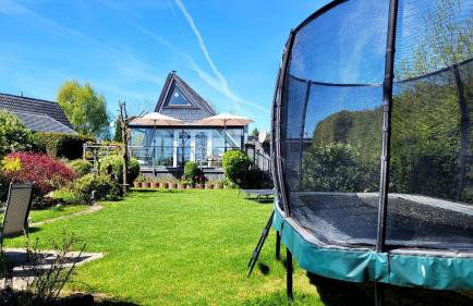 Wohlfühloase in der Eifel mit Weitblick in die Natur, Seenähe, Poolnutzung, Minigolf, Tennis und vieles mehr - Photo 33