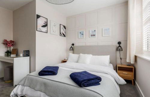 Modern 2bed Flat, Parking, Close to Beach & Shops - Photo 16