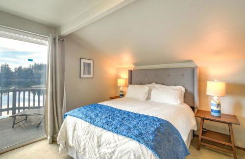 Waterfront Allyn Retreat with Guest House and Beach! - Photo 15