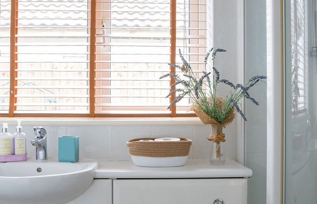 Tranquil Family Retreat 5 min to Beach Garden - Photo 21