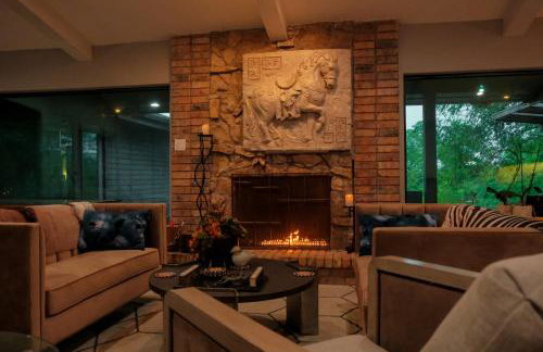 Luxe Dallas Estate Nearly Half Acre Skyline Views - Foto 17