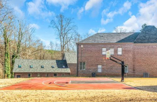 The Panola Mansion - Indoor Pool & Pavilion - Foto 3