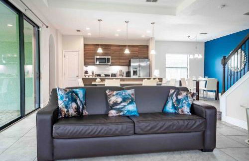 SPACIOUS 6bdrm Villa near ALL the attractions!! - Foto 32