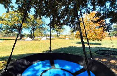 Stay in a Converted Horse Stall Suite with Private Bath, Breakfast & Farm Views Near Old Hickory Lake - Foto 18