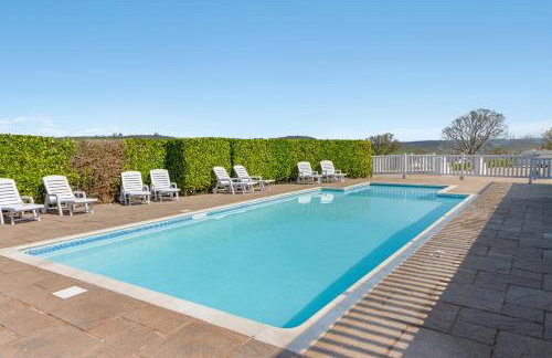 Lake View Holiday Home - Fishing Lakes, Heated Outdoor Swimming Pool 500yrds on Sister Park , Pool Open April to September - Foto 31