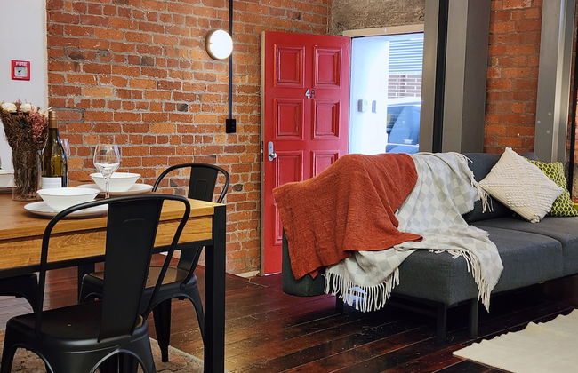 U Suites on Egmont - Photo 32