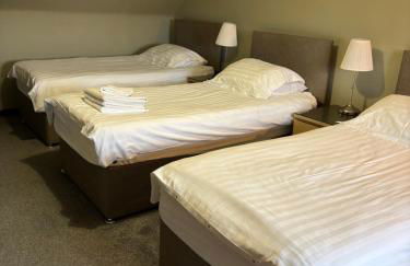 The Barn Lodge - Photo 19