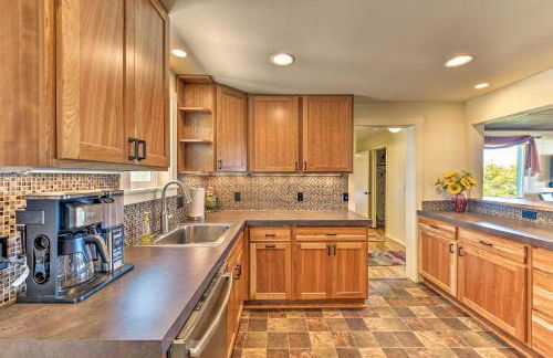 Waterfront Home about 6 Mi to Olympic National Park! - Foto 11