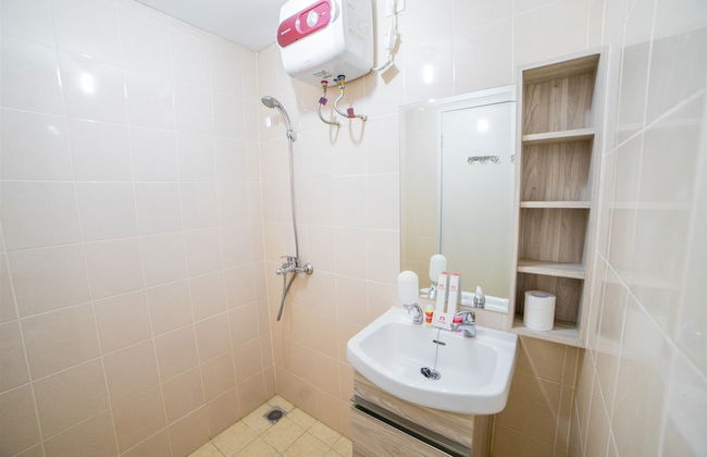 Modern Apartment Near Cihampelas at Parahyangan Residence - Foto 18