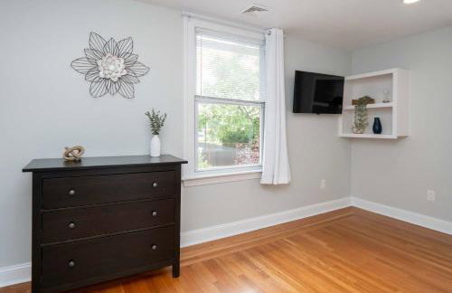 Jennifer's Cozy Apt Brown U Athletic Field Views - Foto 10