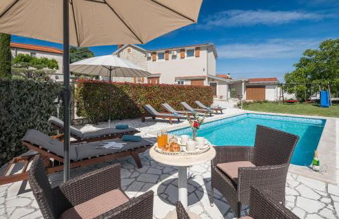 Four-Bedroom Apartment In Nova Vas - Foto 9