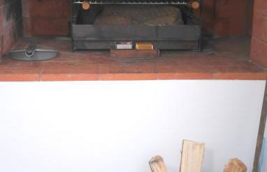 Green Valley Cruzinhas House with Fireplace & BBQ - Foto 13