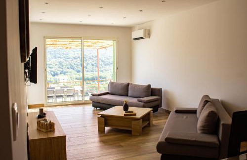 APICULTEUR - Foto 26