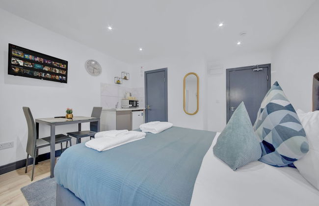 Serviced Ensuite Studio in Feltham London Heathrow - Foto 2