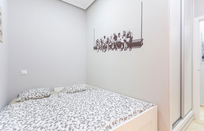 Charming Apt. Historic District - Sol - Photo 4