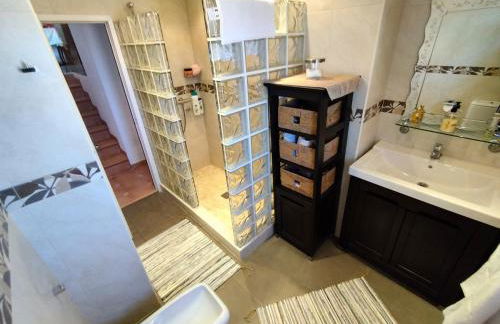 Evans Realty AL Villa & Piscina & Garaje & Playa - Photo 44