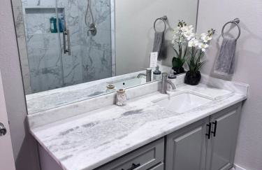 Cozy 4 Bed -4 Bath - Foto 33