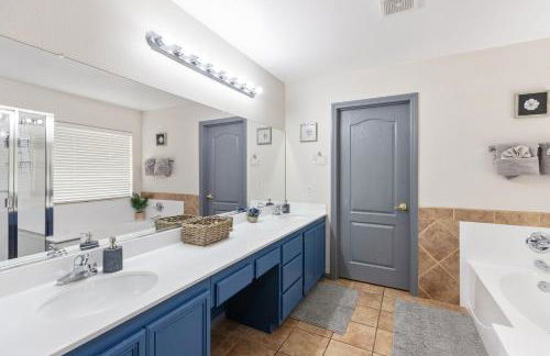 3000sqft House 8beds 3bath Pool jacuzzi Bbqj - Foto 25