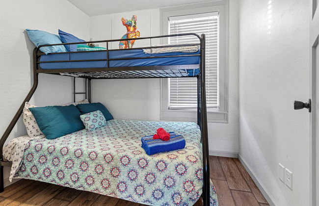 Small Town Retreat- 5br- Movie Theater Room - Foto 15