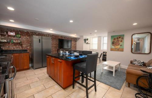 Spacious US Capitol 3BR Apartment with Free Parking - Foto 2